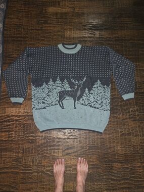 Esprit Navy and Light Blue Deer Jacquard Crewneck Sweater Vintage